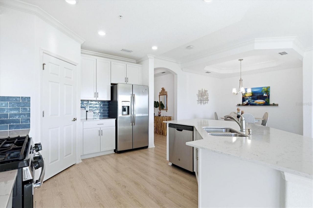 7346 Divot Loop, Unit 12B, Bradenton, FL 34202 Photo