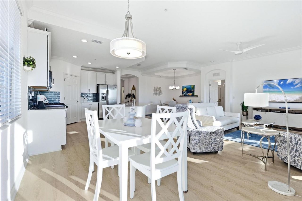 7346 Divot Loop, Unit 12B, Bradenton, FL 34202 Photo