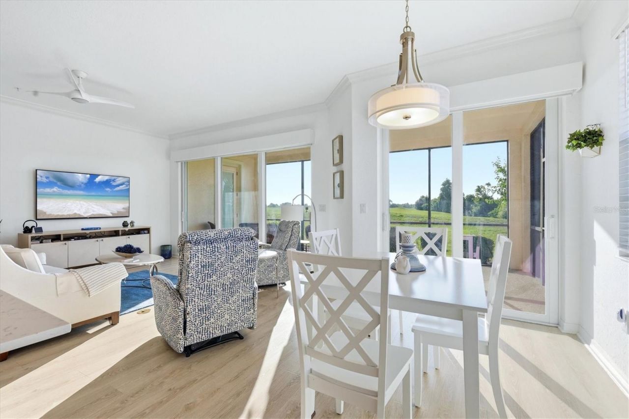 7346 Divot Loop, Unit 12B, Bradenton, FL 34202 Photo