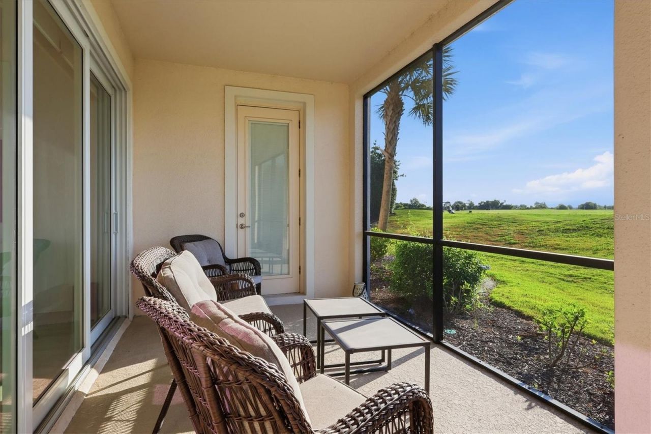 7346 Divot Loop, Unit 12B, Bradenton, FL 34202 Photo