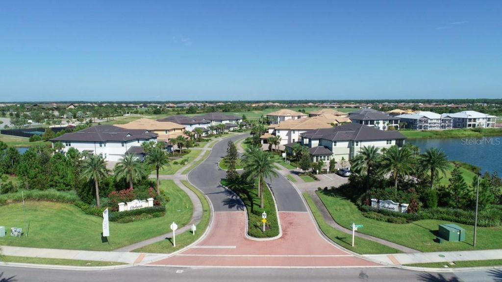 7346 Divot Loop, Unit 12B, Bradenton, FL 34202 Photo