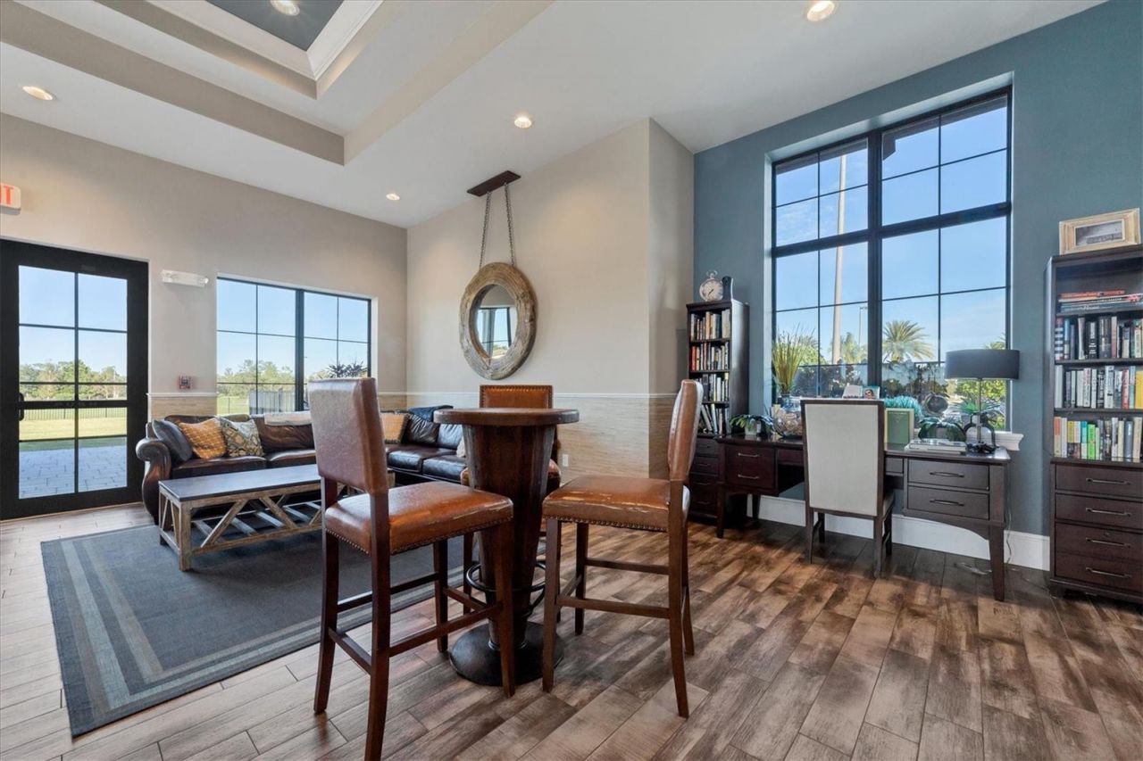 7346 Divot Loop, Unit 12B, Bradenton, FL 34202 Photo
