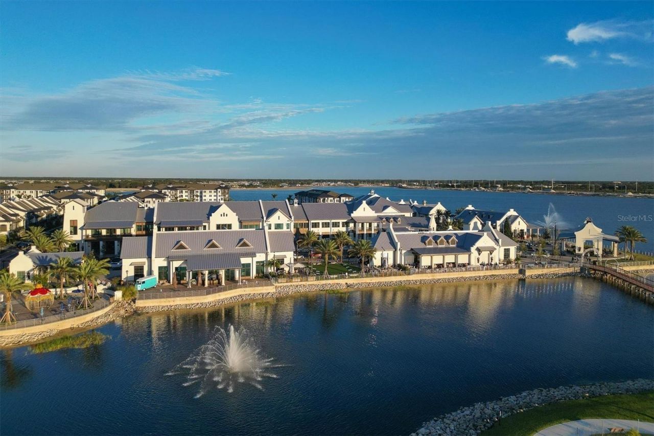 7346 Divot Loop, Unit 12B, Bradenton, FL 34202 Photo