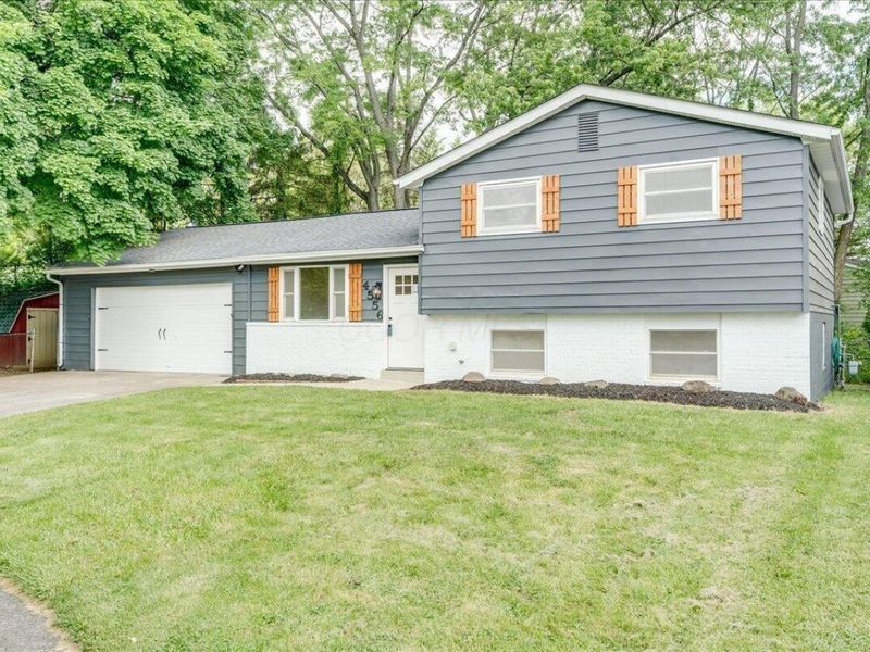 4556 Valleydale Way, Columbus, OH 43231 Photo 3