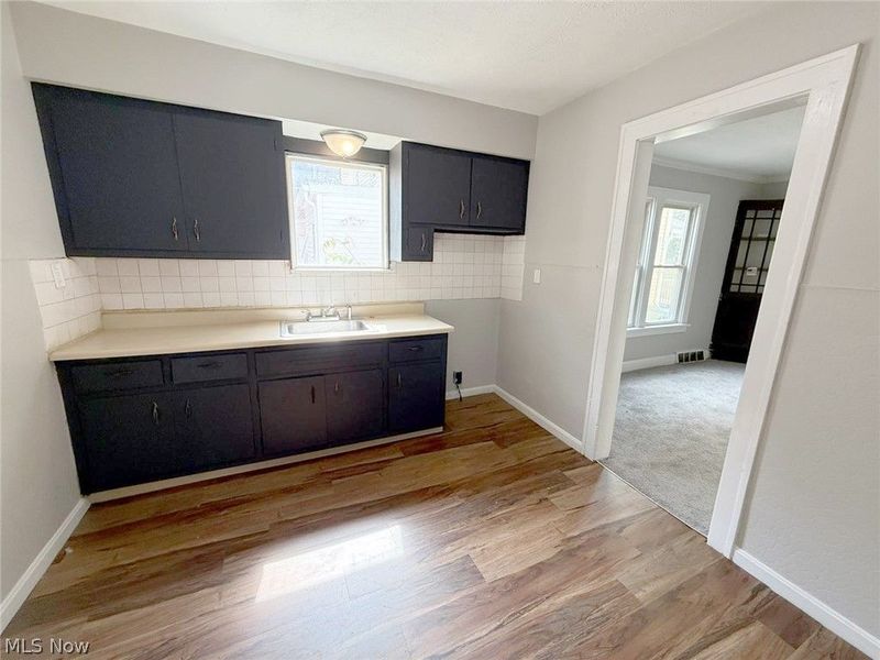 7610 Dearborn Avenue, Cleveland, OH 44102 Photo 18