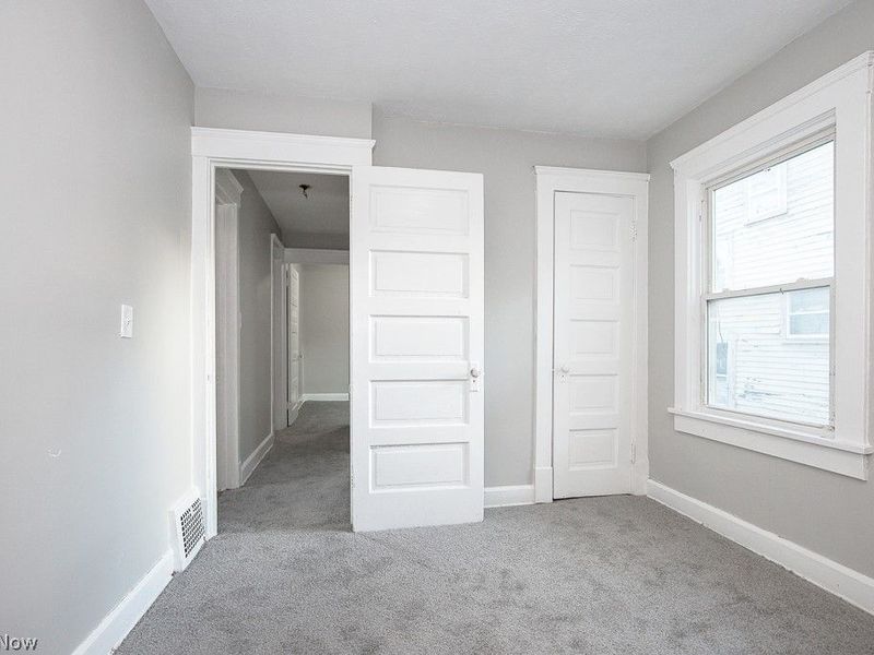 7610 Dearborn Avenue, Cleveland, OH 44102 Photo 22