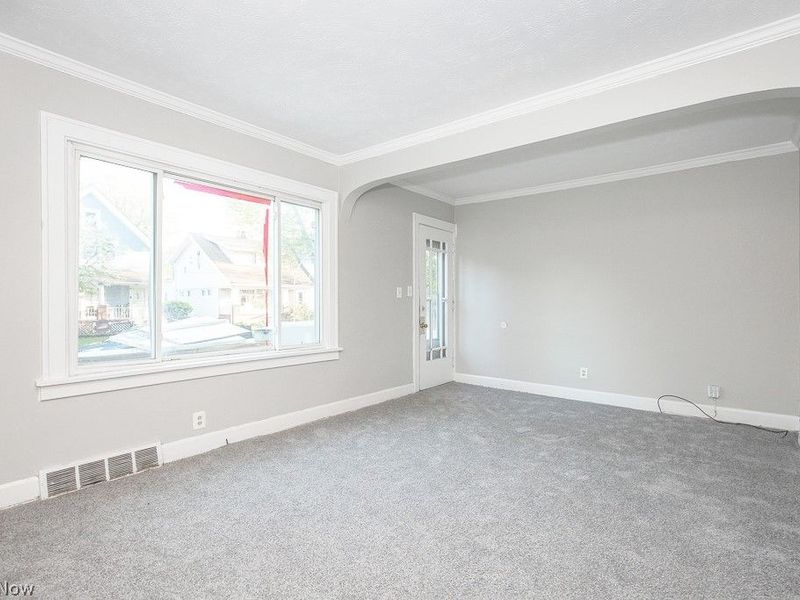 7610 Dearborn Avenue, Cleveland, OH 44102 Photo 30