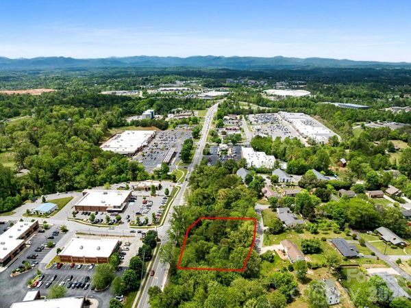 99999 Weaver Boulevard , Weaverville, NC 28787
