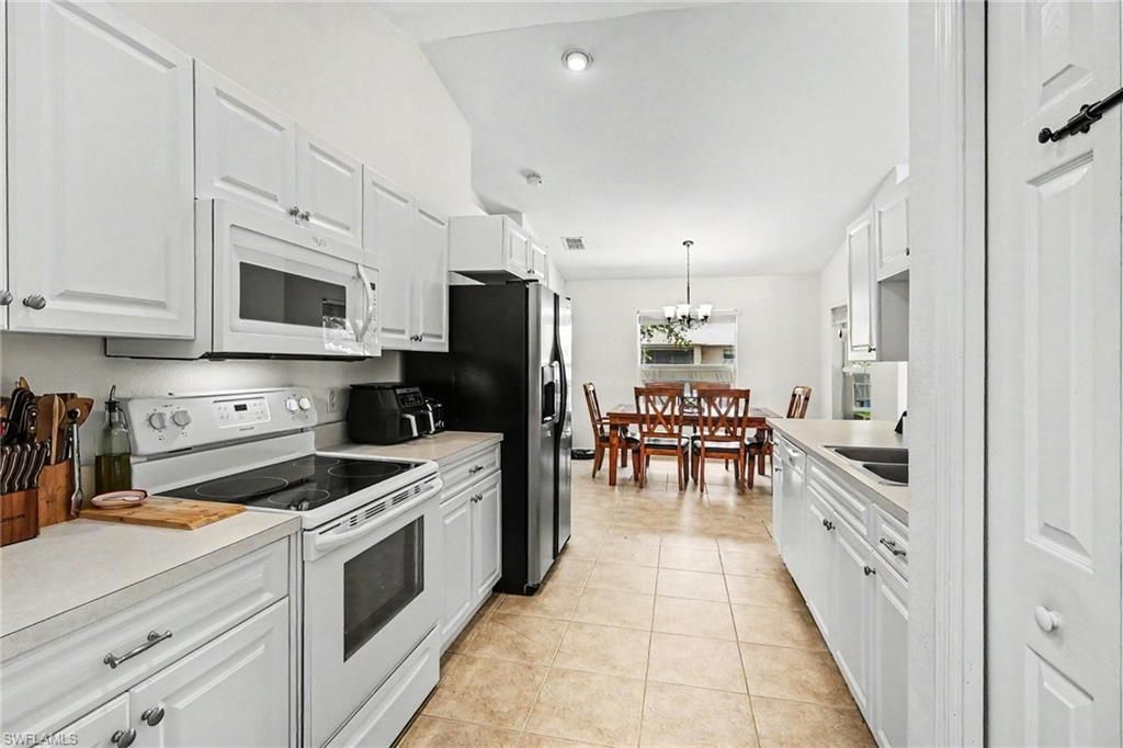 1419 NW 20th St, Cape Coral, FL 33993 Photo