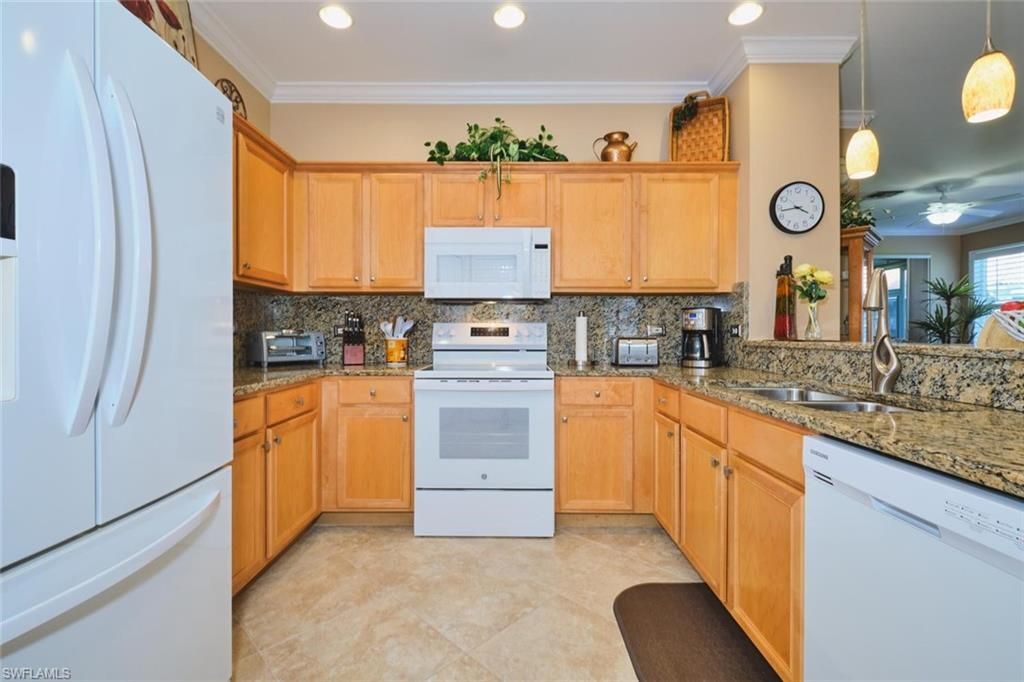8780 Middlebrook Dr, Fort Myers, FL 33908 Photo