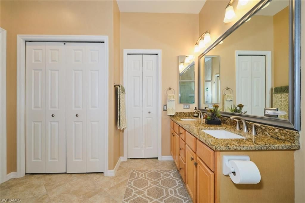 8780 Middlebrook Dr, Fort Myers, FL 33908 Photo