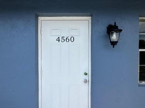 4562 Gulfstream Road, Unit 4560, Lake Worth, FL 33461