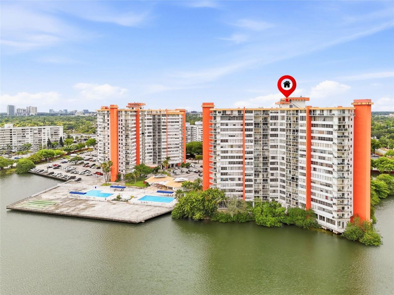 1301 NE Miami Gardens Dr , Unit 315W, Miami, FL 33179 Photo