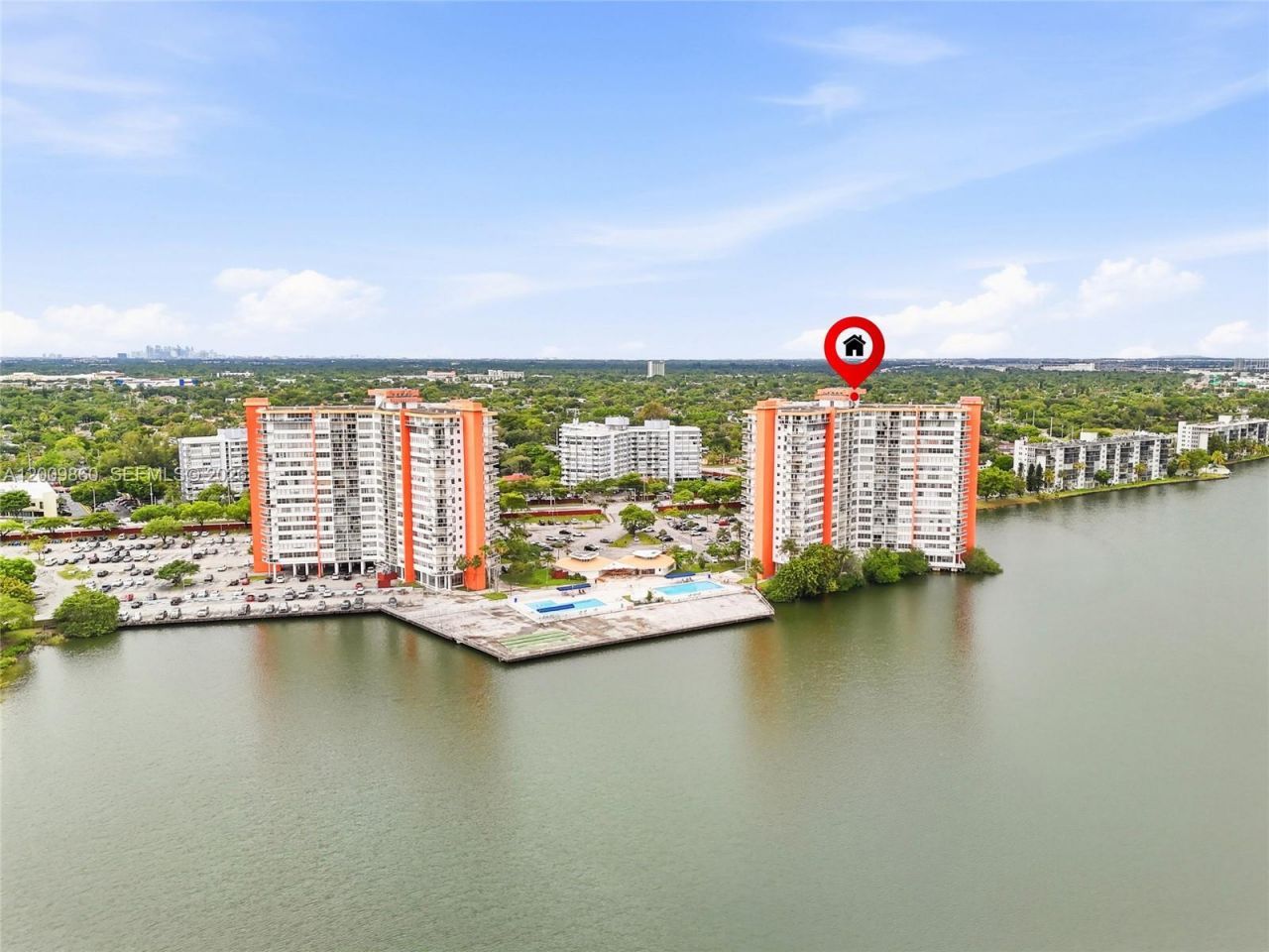 1301 NE Miami Gardens Dr , Unit 315W, Miami, FL 33179 Photo