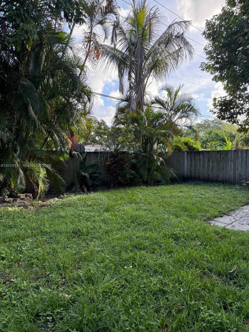 5737 Freedom St , Hollywood, FL 33021 Photo