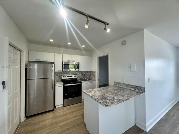 1413 N Dixie Hwy , Unit 4, Fort Lauderdale, FL 33304
