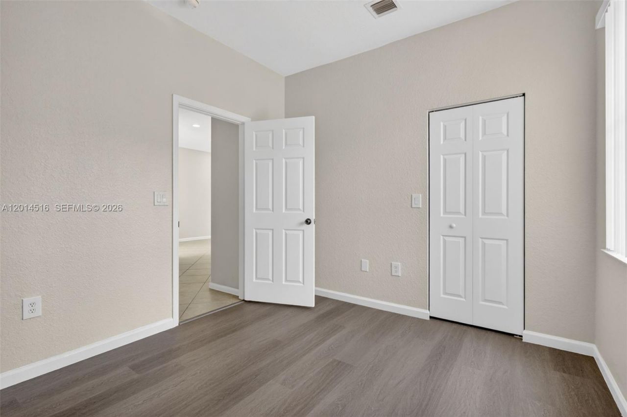 16398 SW 27th St, Miramar, FL 33027 Photo