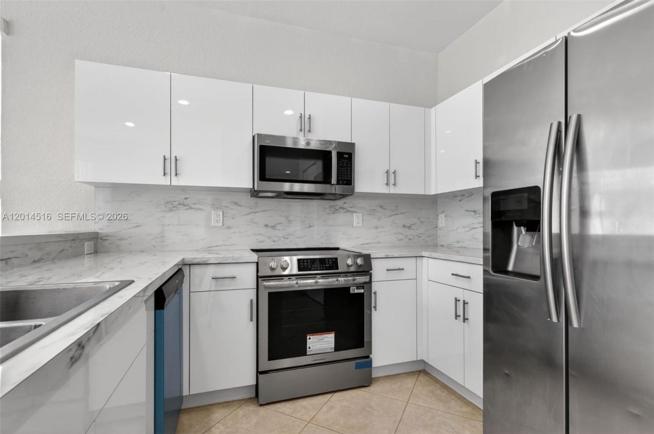 16398 SW 27th St, Miramar, FL 33027 Photo