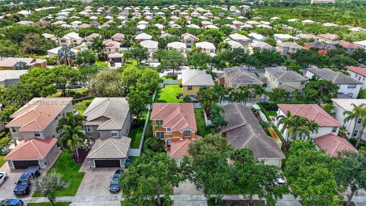 16398 SW 27th St, Miramar, FL 33027 Photo