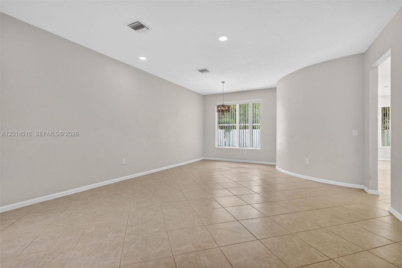 16398 SW 27th St, Miramar, FL 33027 Photo
