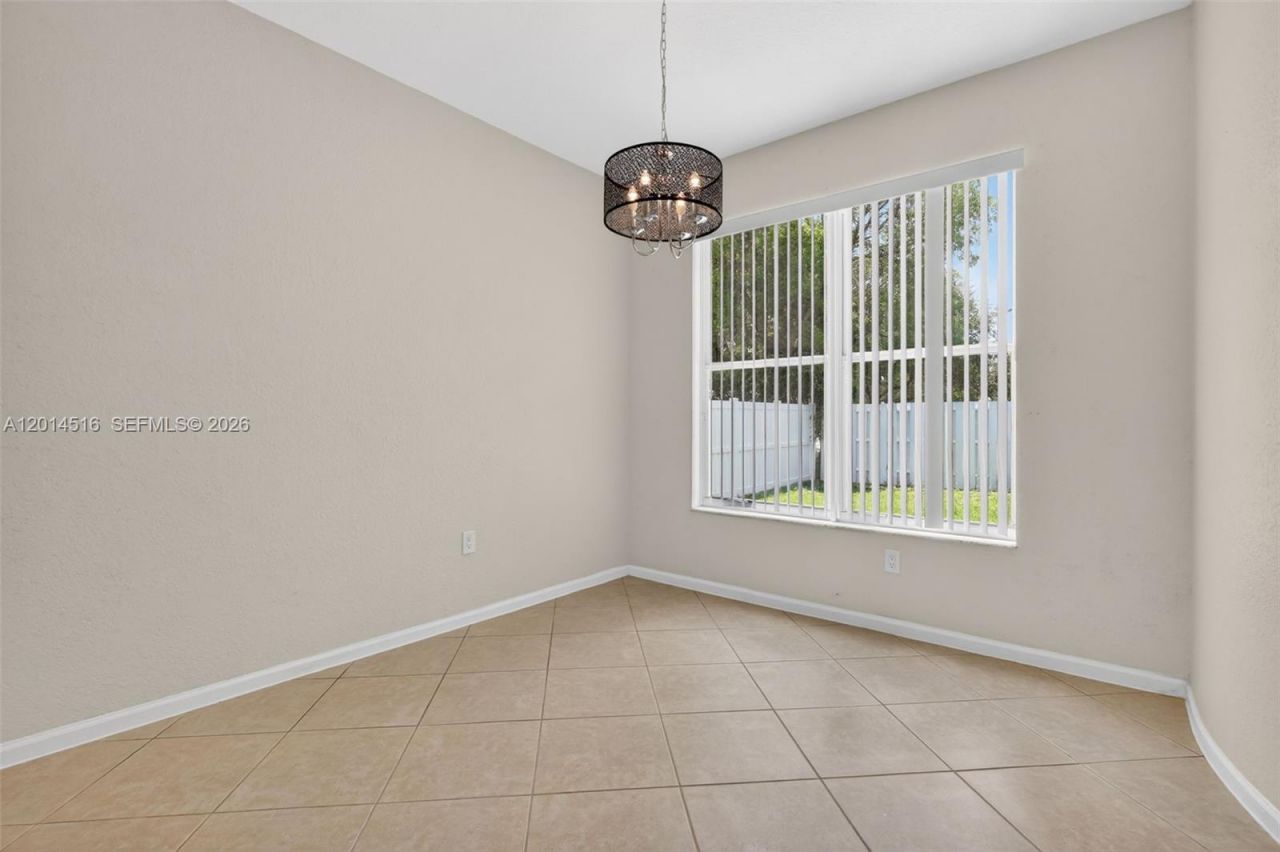 16398 SW 27th St, Miramar, FL 33027 Photo