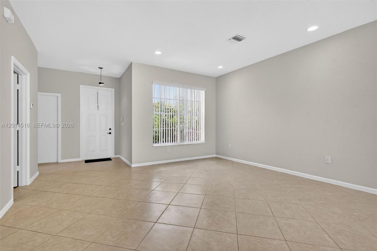 16398 SW 27th St, Miramar, FL 33027 Photo
