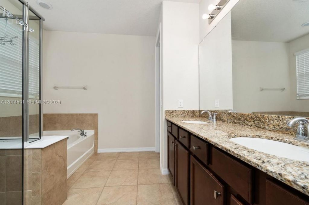 4952 Longmeadow Park, Orlando, FL 32811 Photo
