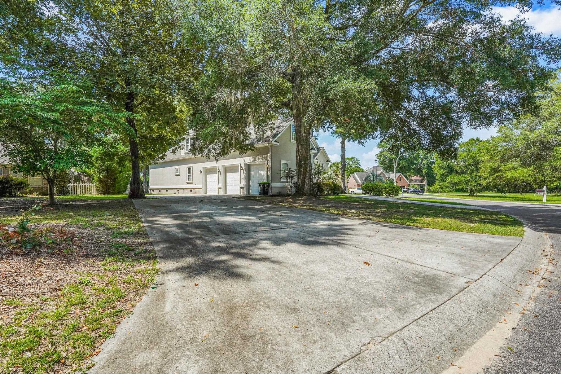 2255 Big Landing Dr. Photo 10