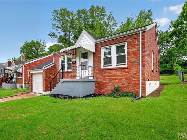 7054 Minnie Avenue , St Louis, MO 63136