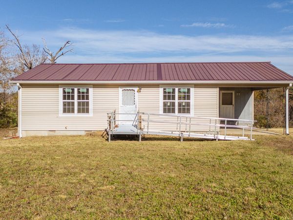 5010 TN-100 , Decaturville, TN 38329