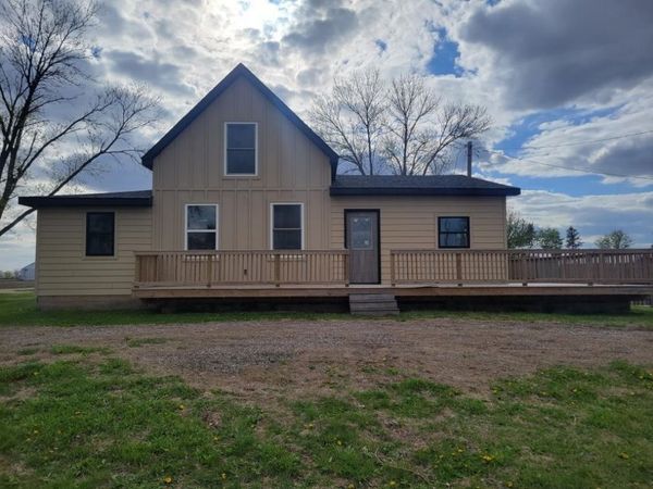2522 235th Street, Milford, IA 51351