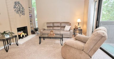 861 Woodside Ln #6, Unit 6, Sacramento, CA 95825 Photo