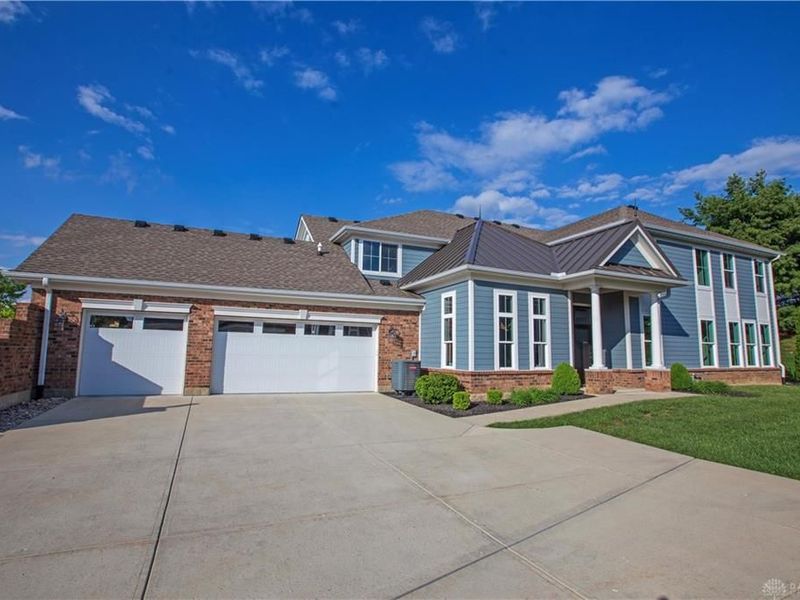9470 Banyan Court, Centerville, OH 45458 Photo 1
