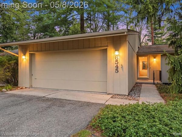6545 Red Cedar Lane , West Bloomfield Twp, MI 48324