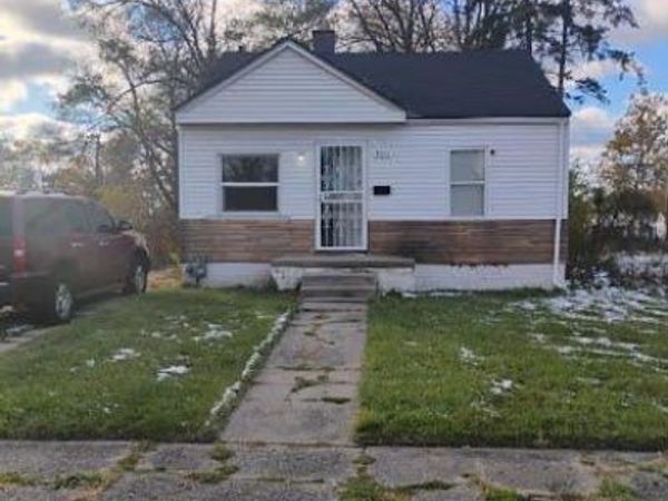 9011 Heyden Street , Detroit, MI 48228