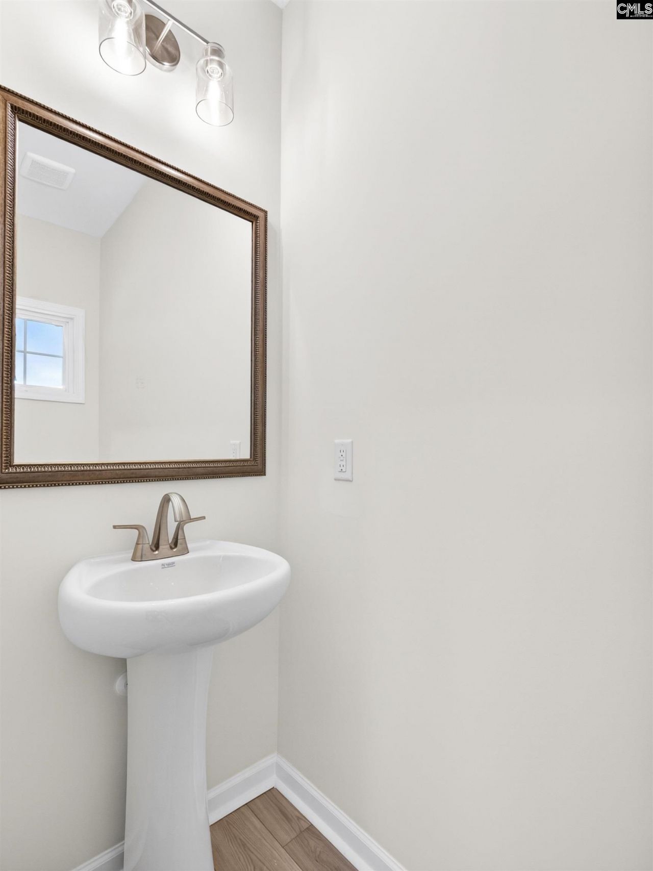 150 Odell Drive Photo 23
