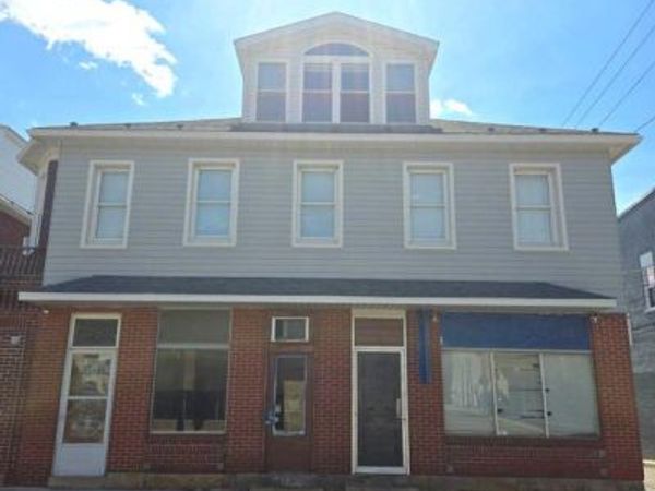 8 S BROADWAY, FROSTBURG, MD 21532