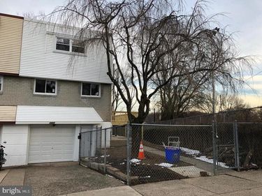 2867 SEBRING ROAD, PHILADELPHIA, PA 19152