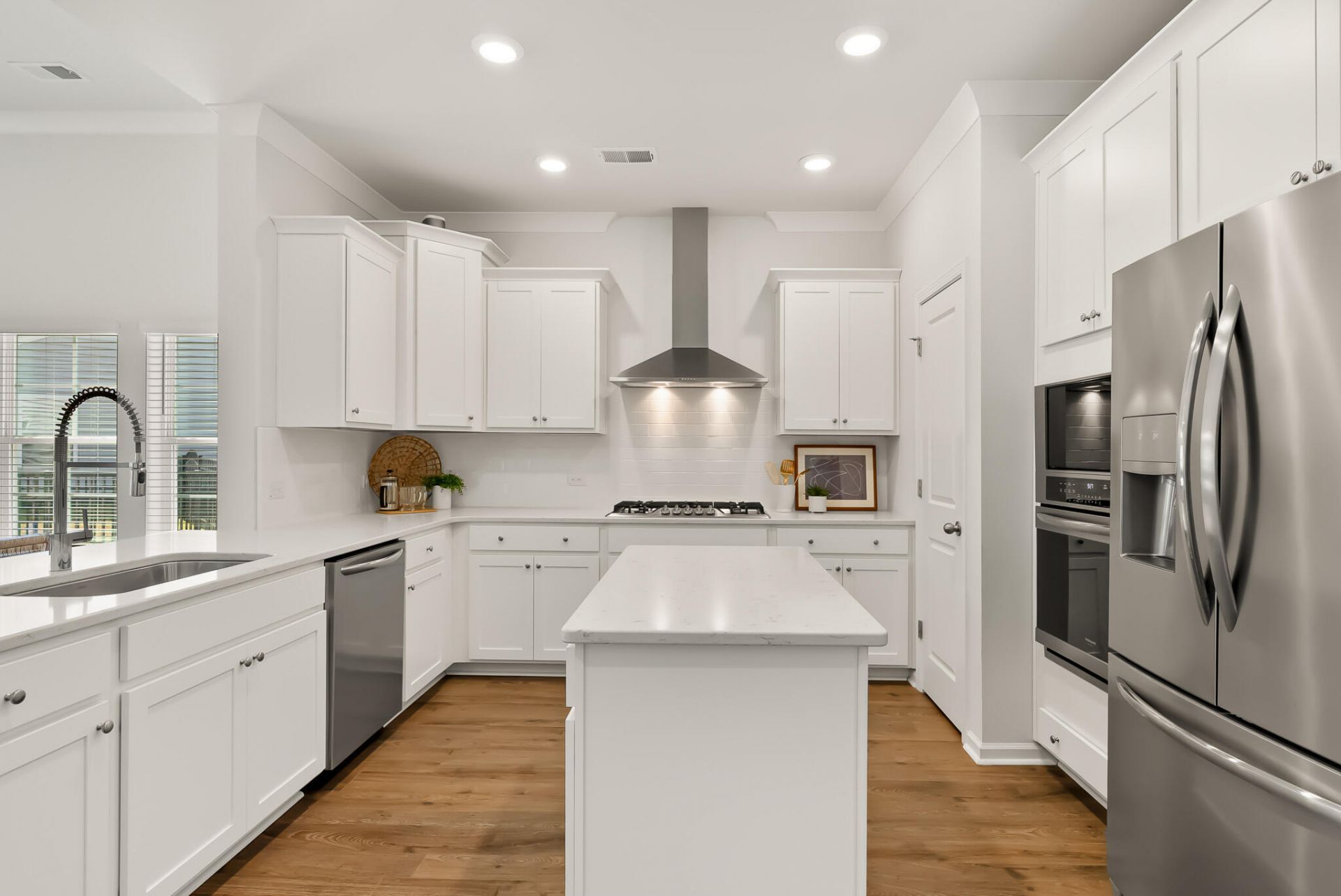 5060 Catfish Loop Photo 6