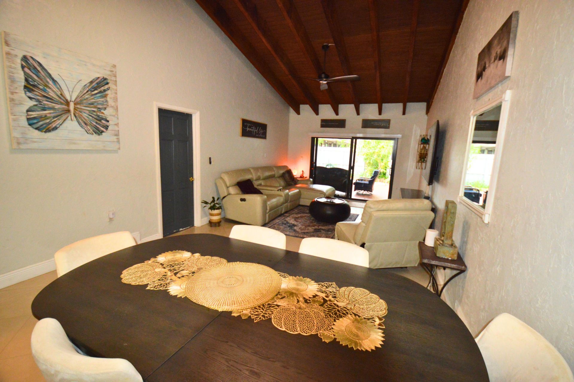 2280 Poinsetta Court, Pembroke Pines, FL 33026 Photo