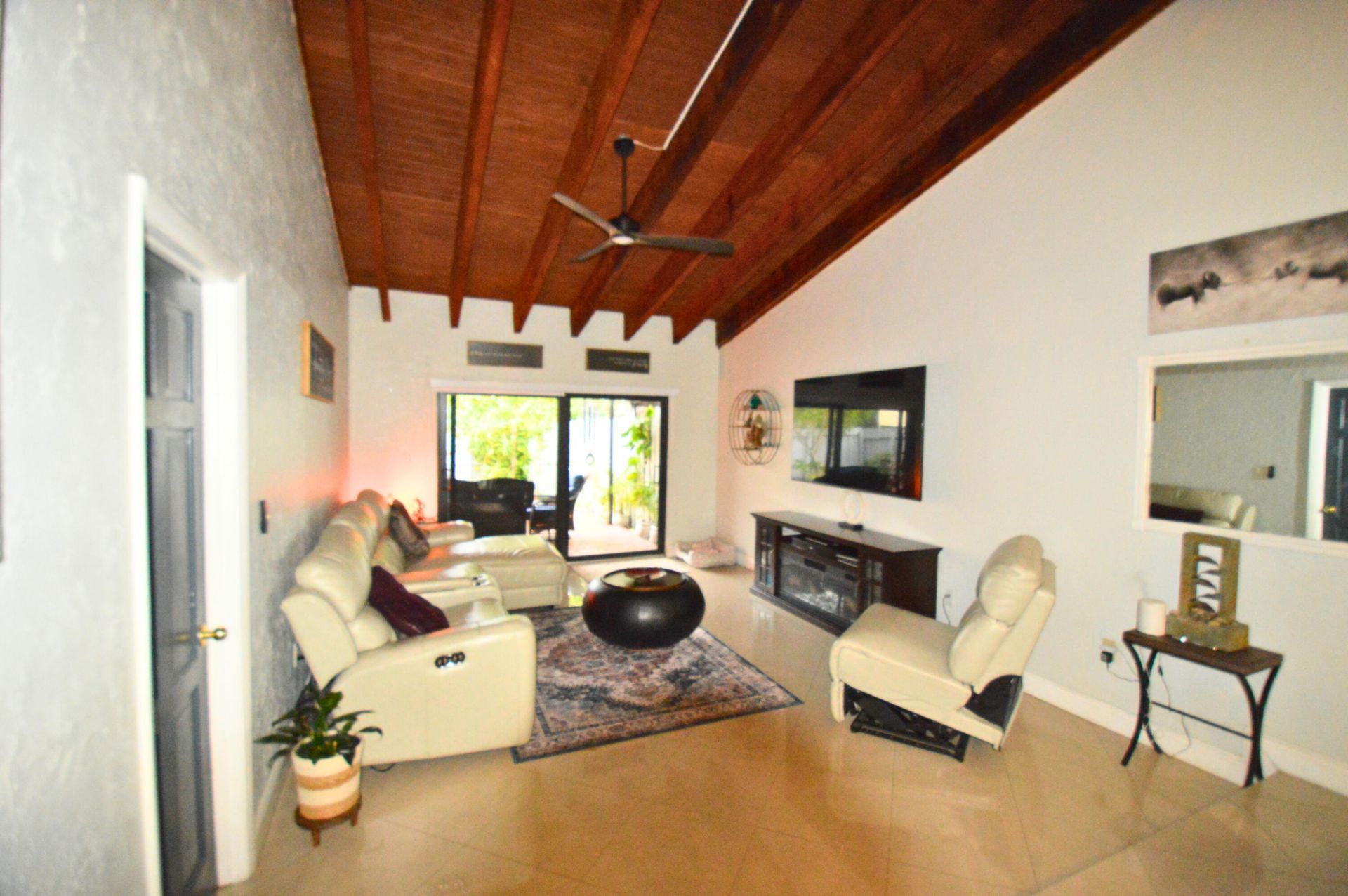 2280 Poinsetta Court, Pembroke Pines, FL 33026 Photo