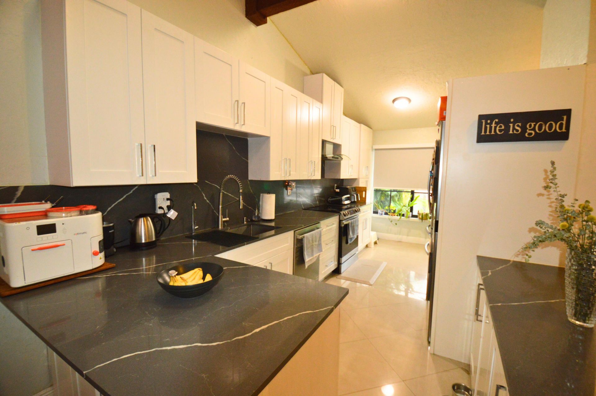 2280 Poinsetta Court, Pembroke Pines, FL 33026 Photo
