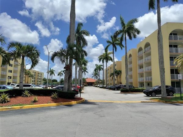 7000 NW 186th Street, Unit 4-325, Hialeah, FL 33015