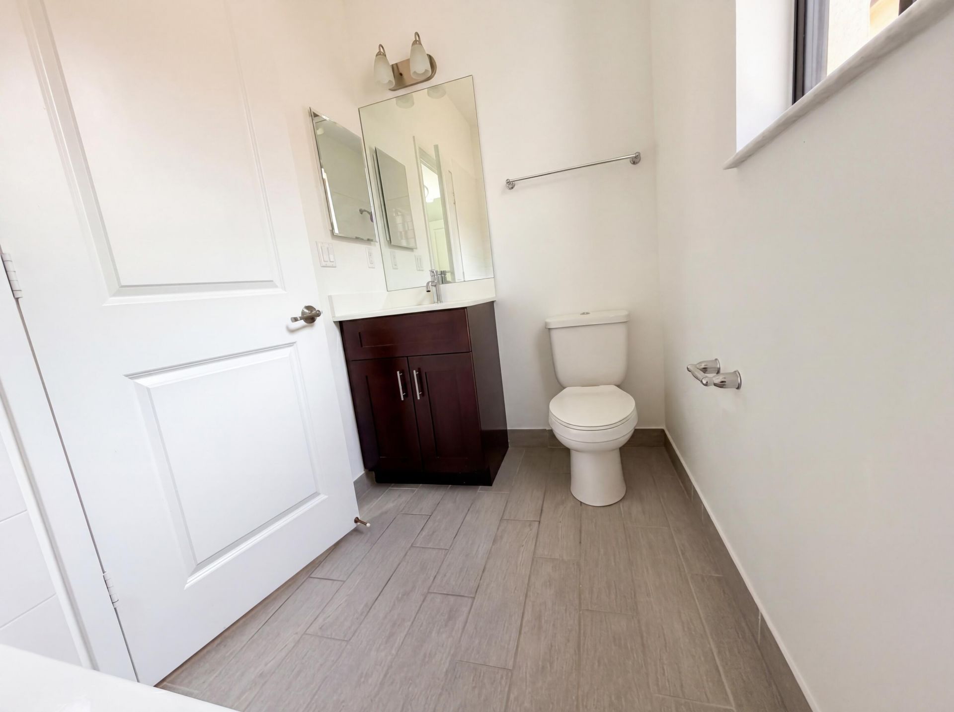 5213 NW 50th Terrace, Tamarac, FL 33319 Photo