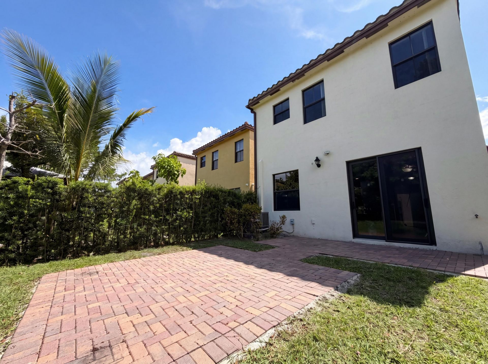 5213 NW 50th Terrace, Tamarac, FL 33319 Photo