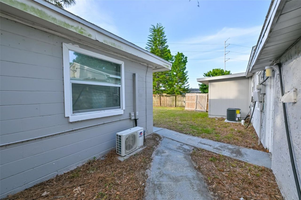 1956 Mcmullen Road, Unit 2, Largo, FL 33771 Photo