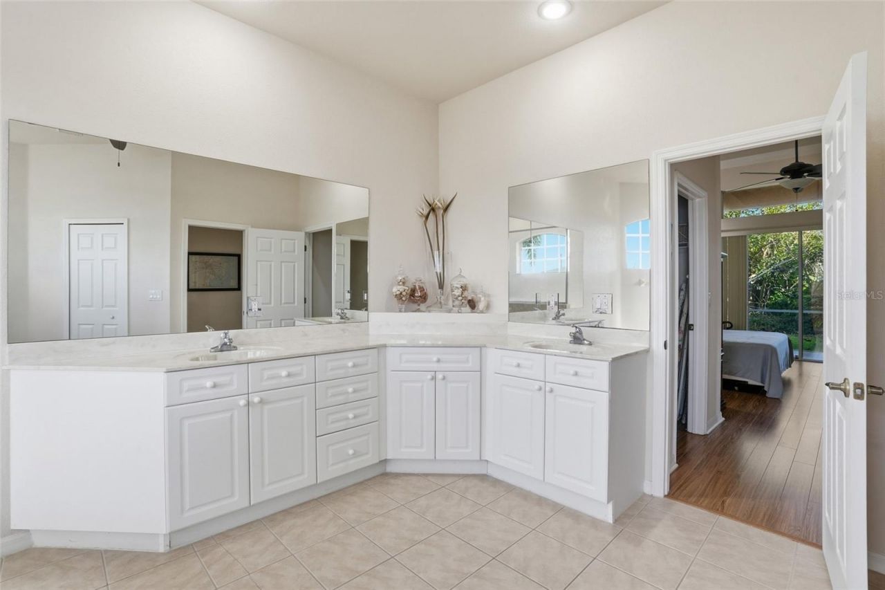3425 NW 19th Terrace , Cape Coral, FL 33993 Photo