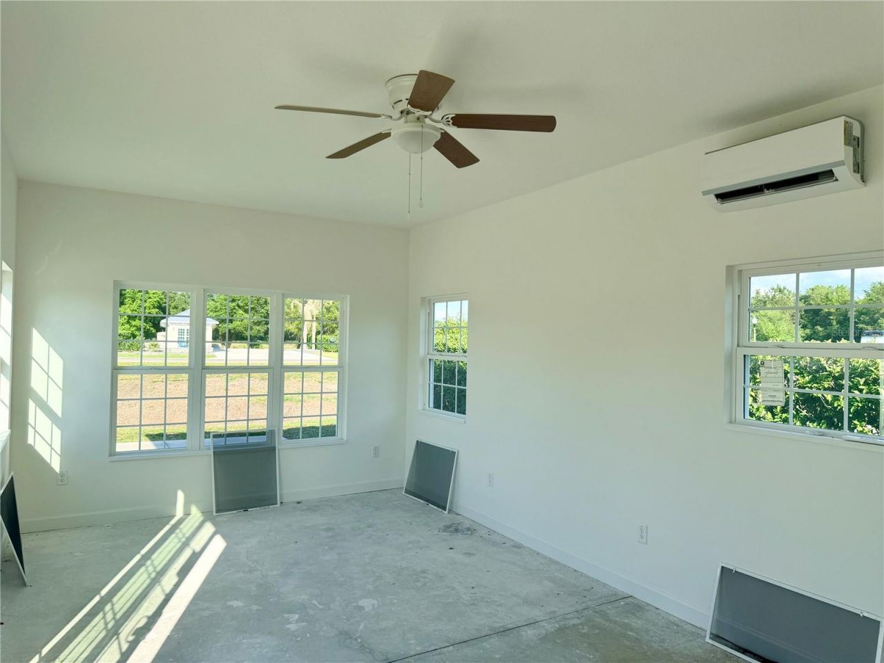 9381 SE 47th Way , Webster, FL 33597 Photo