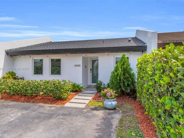13756 SW 54th Ter , Miami, FL 33175