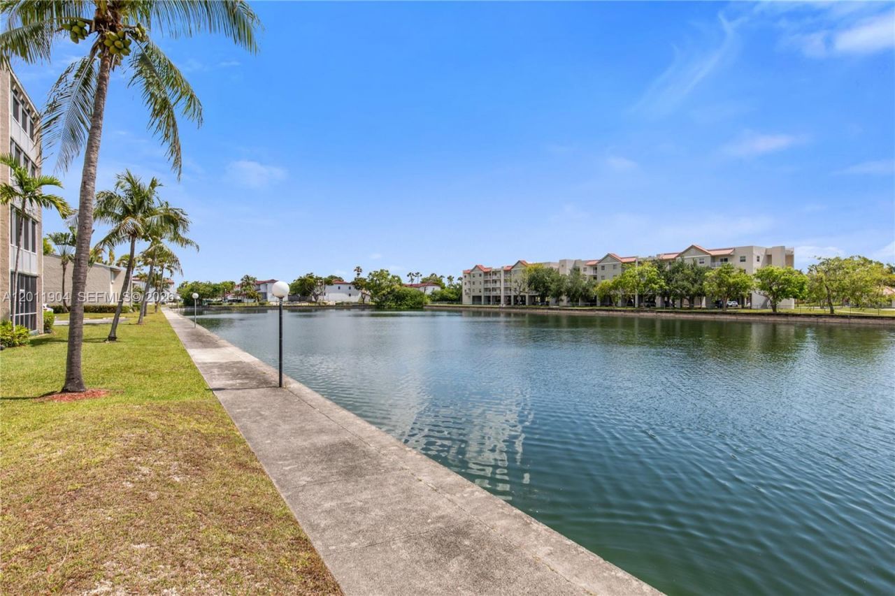 21133 SW 85th Ave, Unit 103, Cutler Bay, FL 33189 Photo